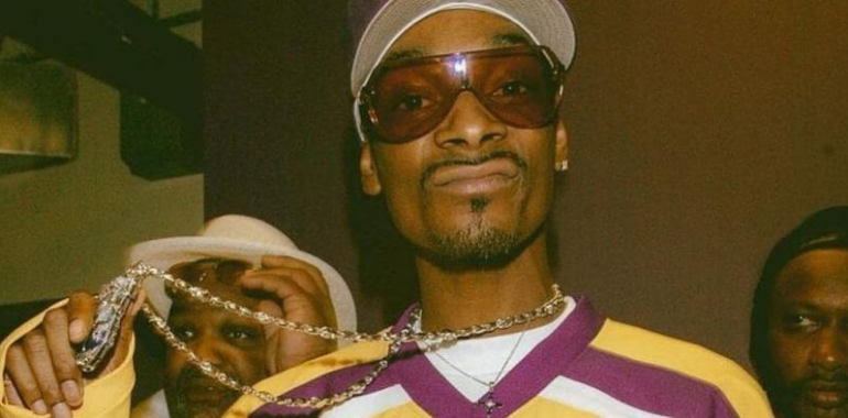 Snoop Dogg annonce la sortie prochaine de son album et un concert à Paris en 2022 !