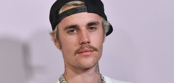 Justin Bieber atteint d’une paralysie faciale