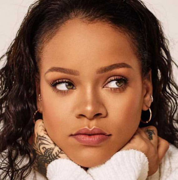 Rihanna fait sa première apparition depuis la naissance de son fils